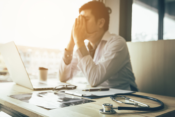 Épuisement professionnel chez les médecins